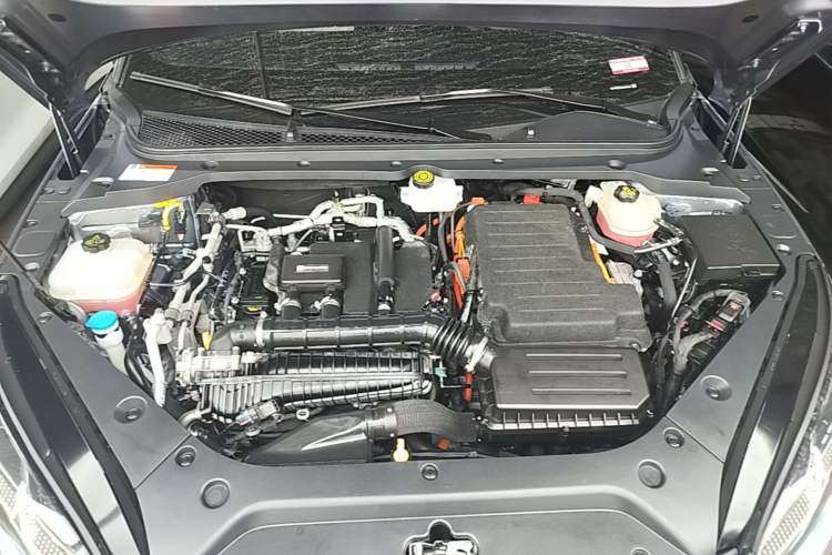 Used BYD Seal 06 New Energy 2024 DM-i 80KM Prestige Model Engine Bay