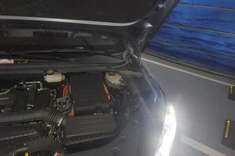 Used BYD Seal 06 New Energy 2024 DM-i 120KM Flagship Model Engine Bay Left