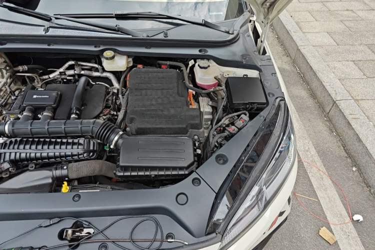 Used BYD Seal 06 New Energy 2024 DM-i 80KM Luxury Model Engine Bay Left