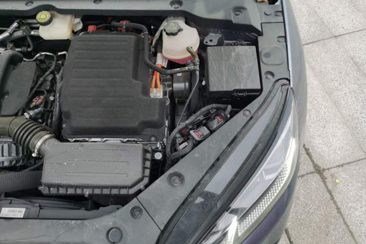 Used BYD Seal 06 New Energy 2024 DM-i 80KM Prestige Model Engine Bay Left