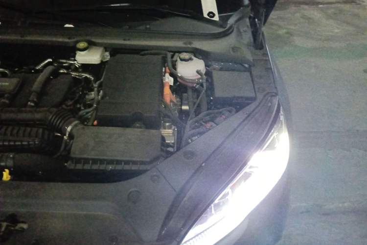 Used BYD Seal 06 New Energy 2024 DM-i 120KM Prestige Model Engine Bay Left