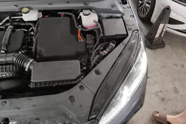 Used BYD Seal 06 New Energy 2024 DM-i 80KM Prestige Model Engine Bay Left