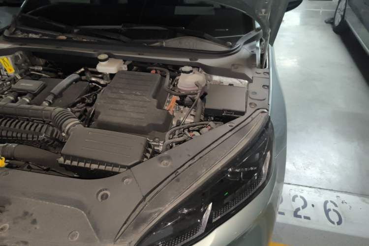 Used BYD Seal 06 New Energy 2024 DM-i 80KM Luxury Model Engine Bay Left