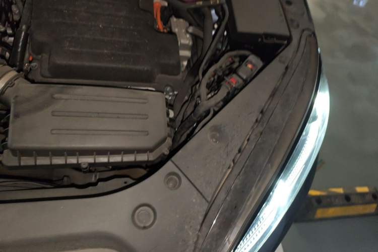Used BYD Seal 06 New Energy 2024 DM-i 80KM Prestige Model Engine Bay Left