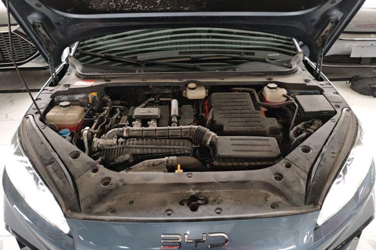 Used BYD Seal 06 New Energy 2024 DM-i 80KM Luxury Model Engine Bay