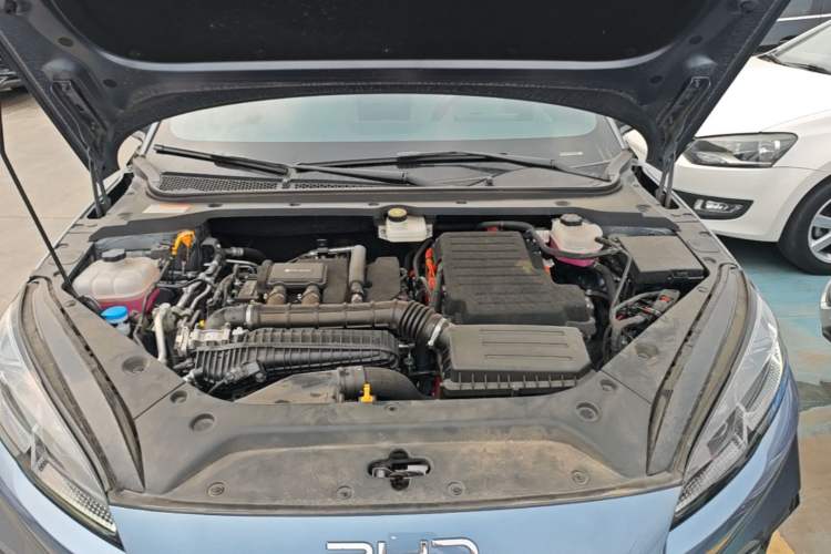Used BYD Seal 06 New Energy 2024 DM-i 80KM Luxury Model Engine Bay