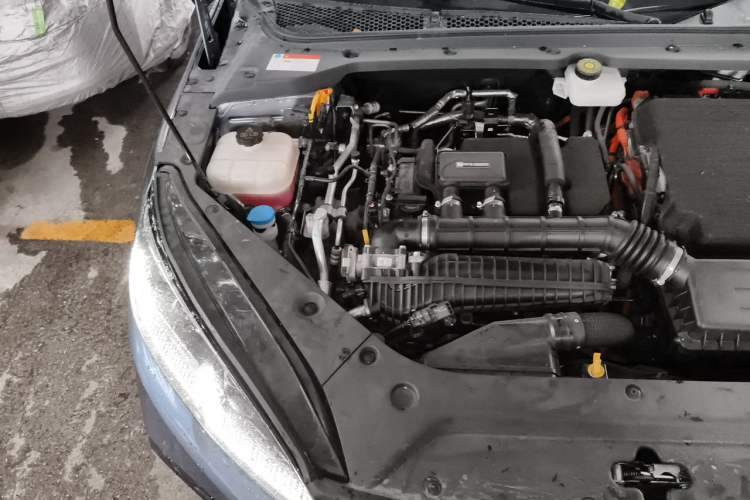 Used BYD Seal 06 New Energy 2024 DM-i 80KM Prestige Model Engine Bay Right