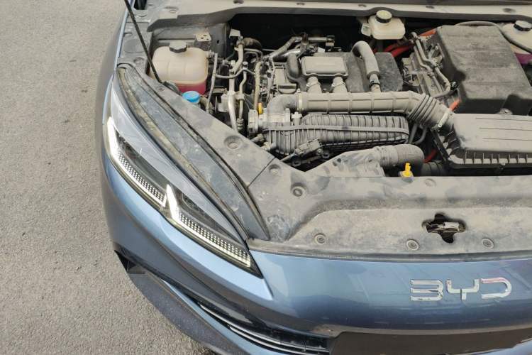 Used BYD Seal 06 New Energy 2024 DM-i 120KM Prestige Model Engine Bay Right