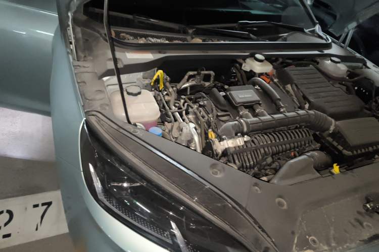 Used BYD Seal 06 New Energy 2024 DM-i 80KM Luxury Model Engine Bay Right