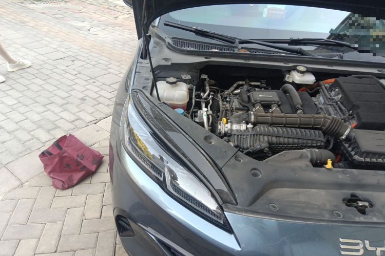 Used BYD Seal 06 New Energy 2024 DM-i 120KM Prestige Model Engine Bay Right