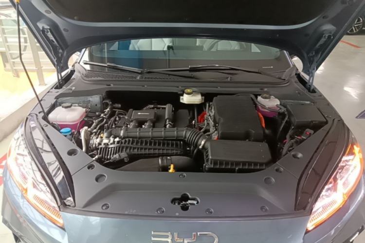 Used BYD Seal 06 New Energy 2024 DM-i 120KM Prestige Model Engine Bay