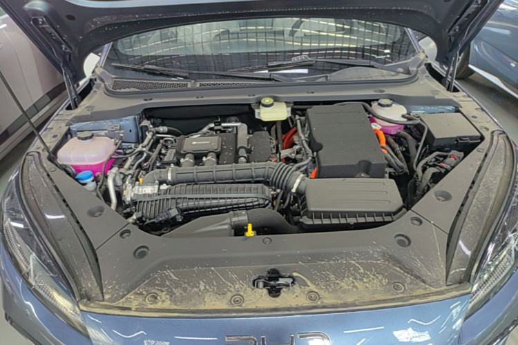 Used BYD Seal 06 New Energy 2024 DM-i 120KM Luxury Model Engine Bay