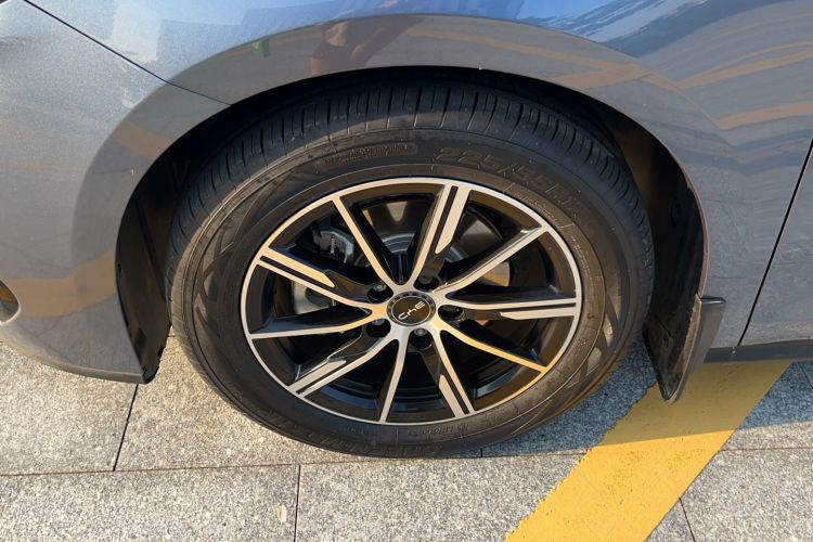 Used BYD Seal 06 New Energy 2024 DM-i 80KM Prestige Model Exterior 2