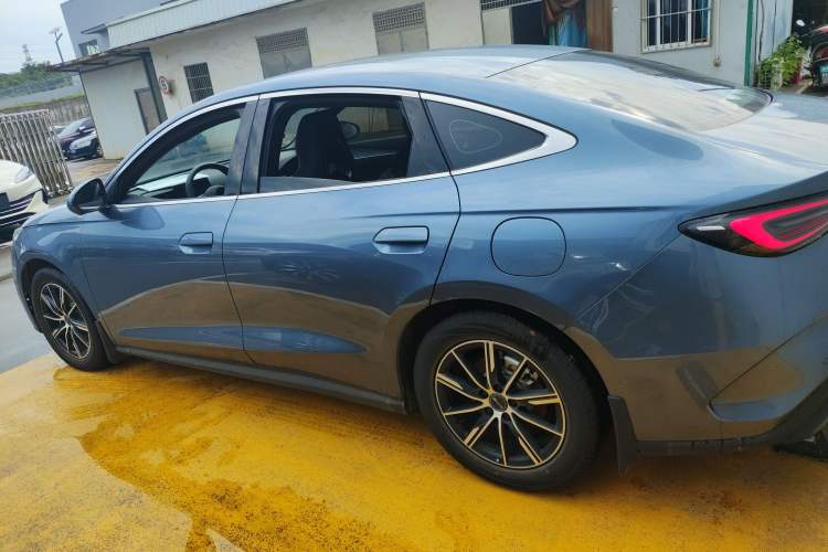 Used BYD Seal 06 New Energy 2024 DM-i 120KM Prestige Model Exterior 3