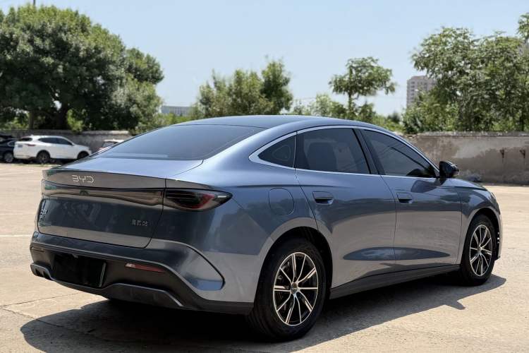 Used BYD Seal 06 New Energy 2024 DM-i 80KM Prestige Model Exterior 3