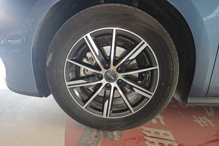 Used BYD Seal 06 New Energy 2024 DM-i 120KM Prestige Model Exterior 4