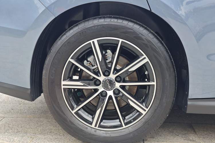 Used BYD Seal 06 New Energy 2024 DM-i 120KM Luxury Model Exterior 7