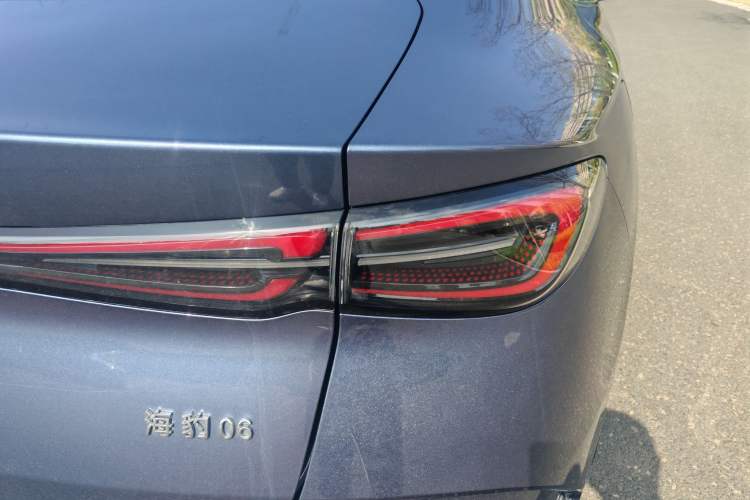 Used BYD Seal 06 New Energy 2024 DM-i 80KM Prestige Model Exterior 8