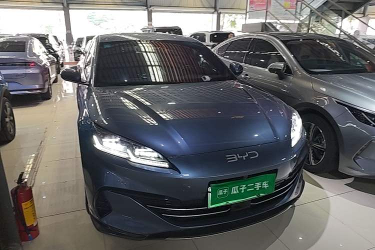 Used BYD Seal 06 New Energy 2024 DM-i 120KM Luxury Model Front Right 45 Deg