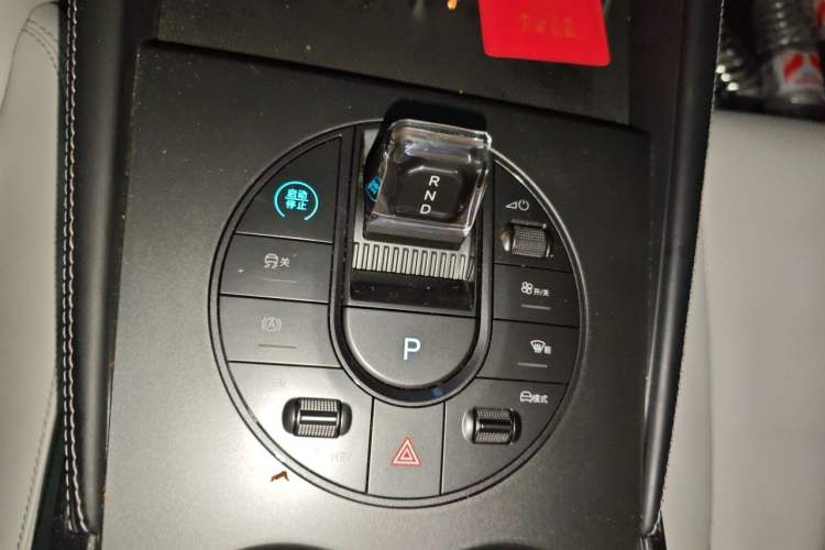 Used BYD Seal 06 New Energy 2024 DM-i 80KM Prestige Model Gear Lever