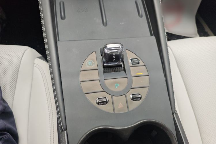 Used BYD Seal 06 New Energy 2024 DM-i 80KM Prestige Model Gear Lever