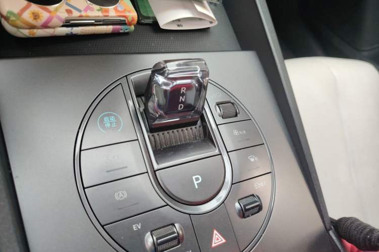 Used BYD Seal 06 New Energy 2024 DM-i 80KM Luxury Model Gear Lever