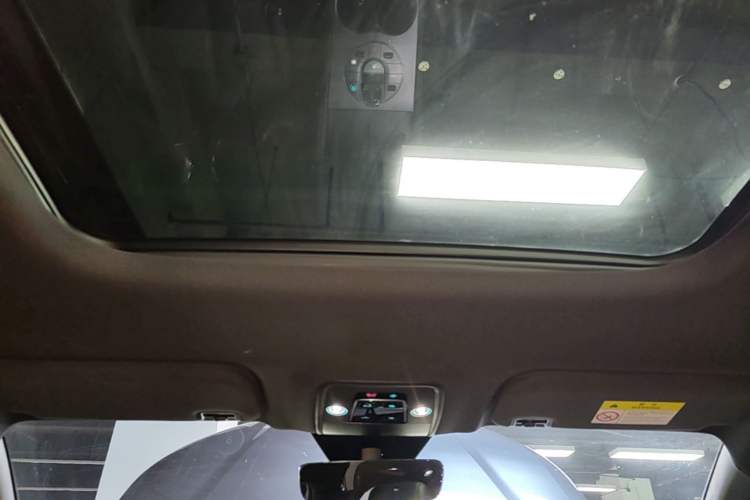 Used BYD Seal 06 New Energy 2024 DM-i 120KM Prestige Model Headliner