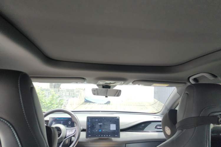 Used BYD Seal 06 New Energy 2024 DM-i 120KM Prestige Model Headliner