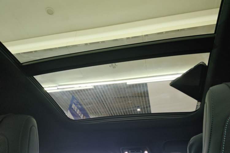 Used BYD Seal 06 New Energy 2024 DM-i 120KM Prestige Model Headliner