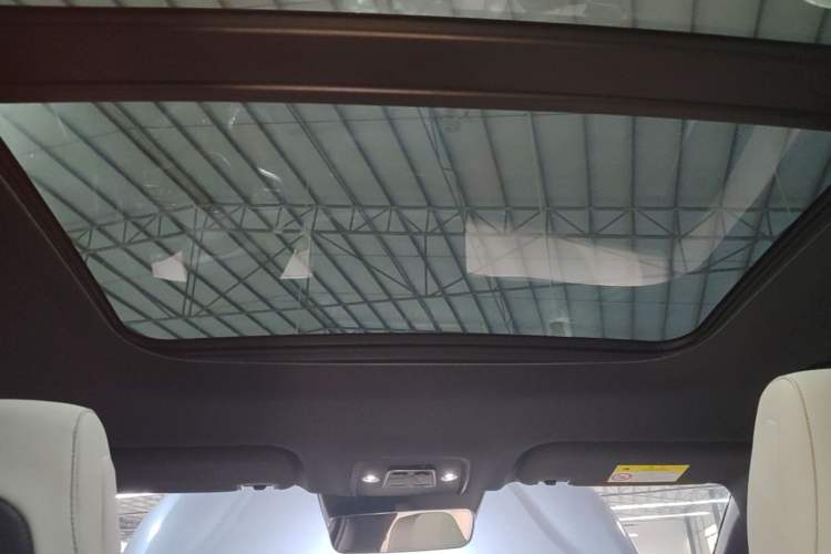 Used BYD Seal 06 New Energy 2024 DM-i 120KM Flagship Model Headliner