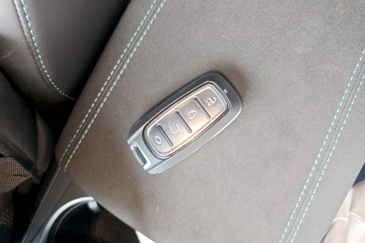 Used BYD Seal 06 New Energy 2024 DM-i 120KM Luxury Model Interior 1