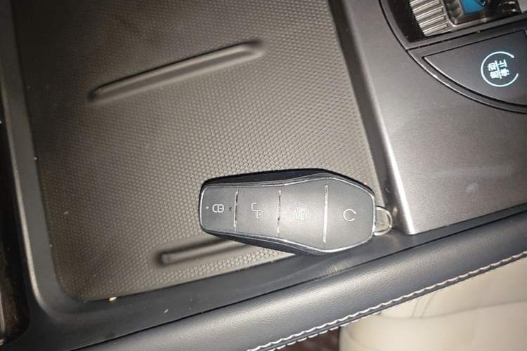 Used BYD Seal 06 New Energy 2024 DM-i 120KM Prestige Model Interior 1