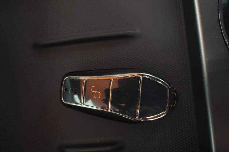 Used BYD Seal 06 New Energy 2024 DM-i 80KM Luxury Model Interior 1