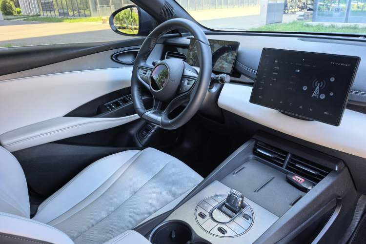 Used BYD Seal 06 New Energy 2024 DM-i 80KM Luxury Model Interior 1