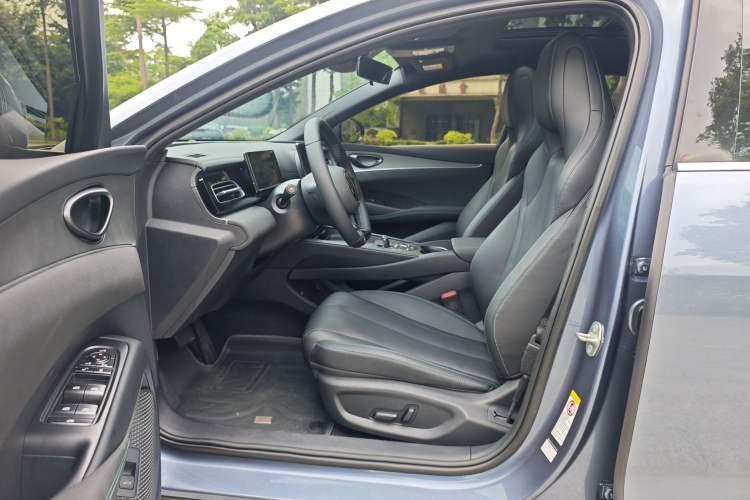 Used BYD Seal 06 New Energy 2024 DM-i 120KM Luxury Model Interior 2