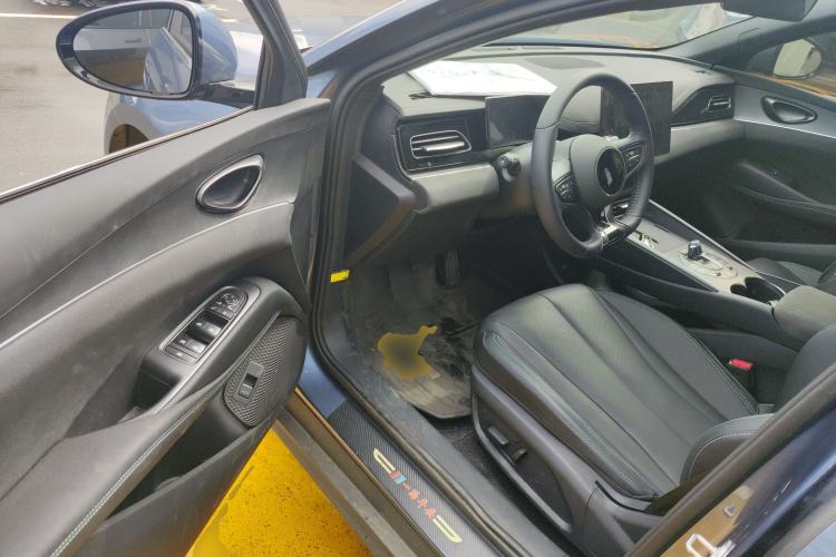 Used BYD Seal 06 New Energy 2024 DM-i 120KM Prestige Model Interior 3