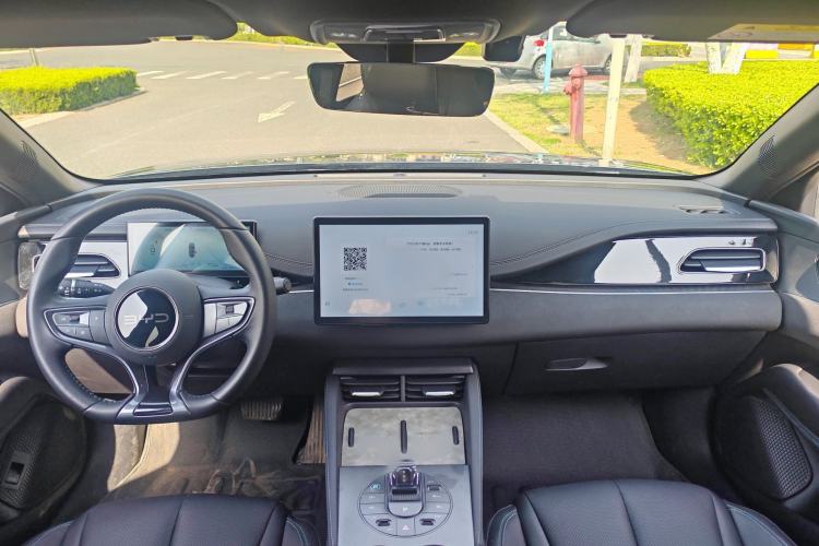 Used BYD Seal 06 New Energy 2024 DM-i 80KM Prestige Model Interior 3