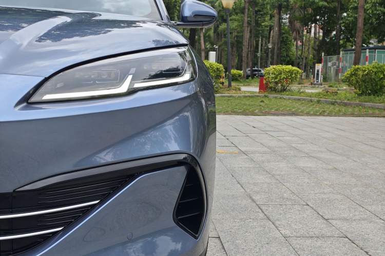 Used BYD Seal 06 New Energy 2024 DM-i 120KM Luxury Model Left Front Headlight