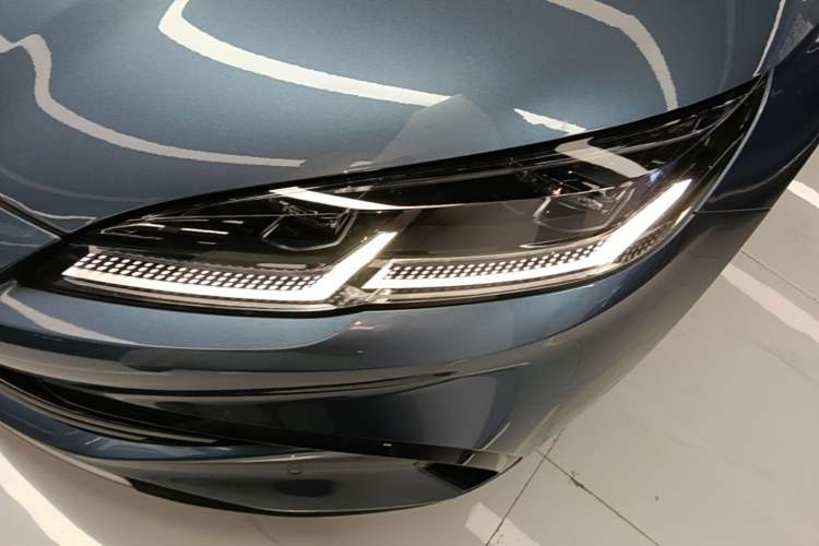 Used BYD Seal 06 New Energy 2024 DM-i 80KM Prestige Model Left Front Headlight