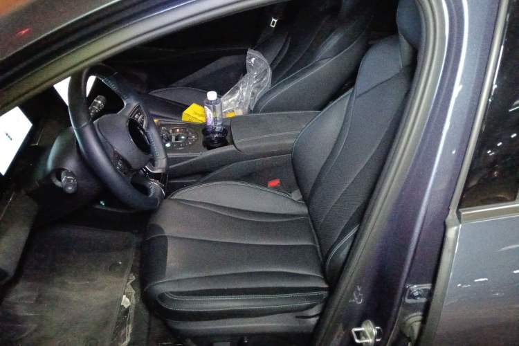 Used BYD Seal 06 New Energy 2024 DM-i 120KM Prestige Model Left Front Seat