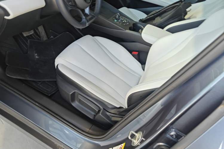 Used BYD Seal 06 New Energy 2024 DM-i 80KM Luxury Model Left Front Seat