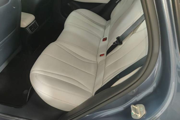 Used BYD Seal 06 New Energy 2024 DM-i 80KM Luxury Model Left Rear Seat