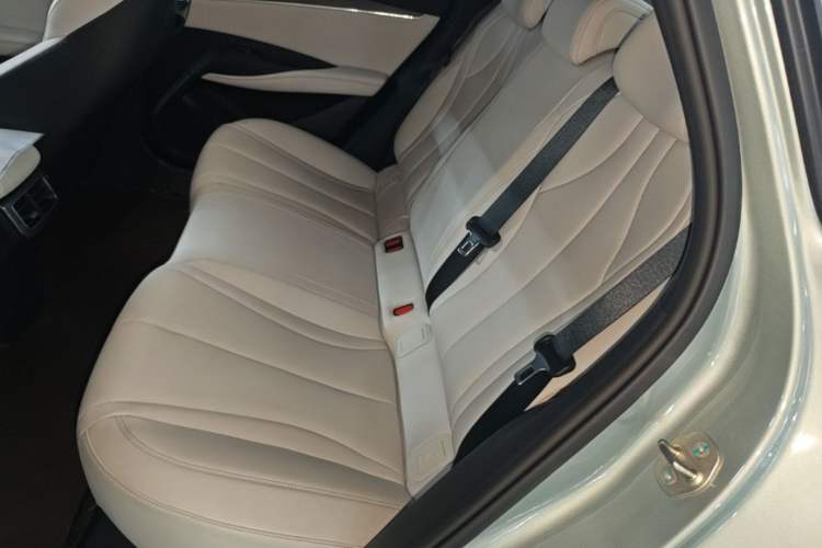Used BYD Seal 06 New Energy 2024 DM-i 80KM Prestige Model Left Rear Seat