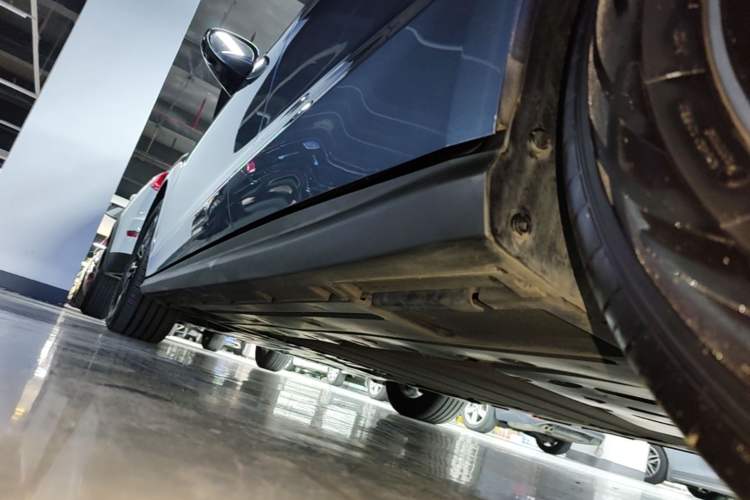 Used BYD Seal 06 New Energy 2024 DM-i 120KM Prestige Model Left Side Sill