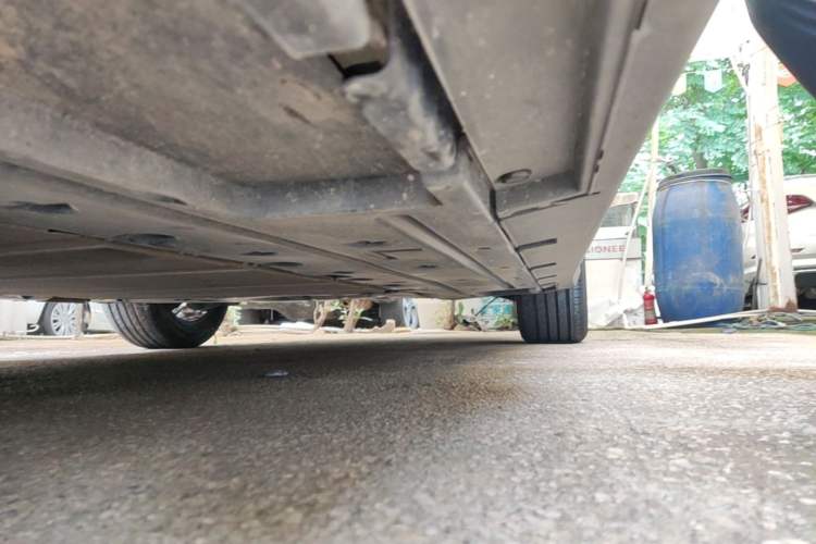 Used BYD Seal 06 New Energy 2024 DM-i 120KM Prestige Model Left Side Sill