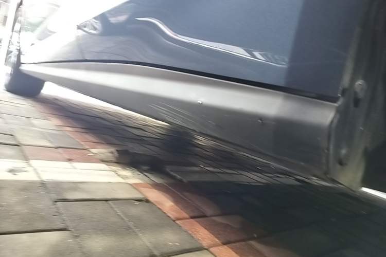 Used BYD Seal 06 New Energy 2024 DM-i 80KM Prestige Model Left Side Sill