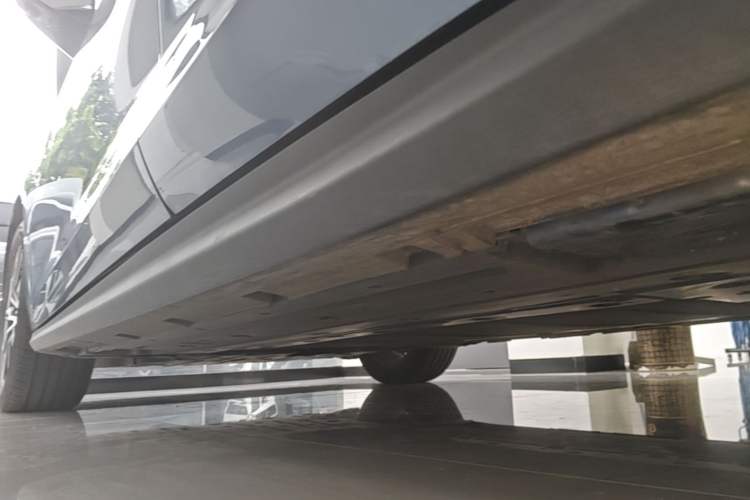Used BYD Seal 06 New Energy 2024 DM-i 80KM Prestige Model Left Side Sill