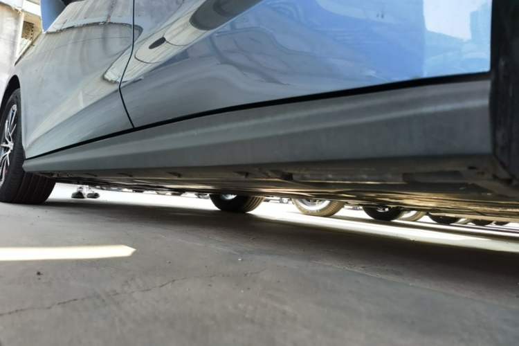 Used BYD Seal 06 New Energy 2024 DM-i 80KM Prestige Model Left Side Sill