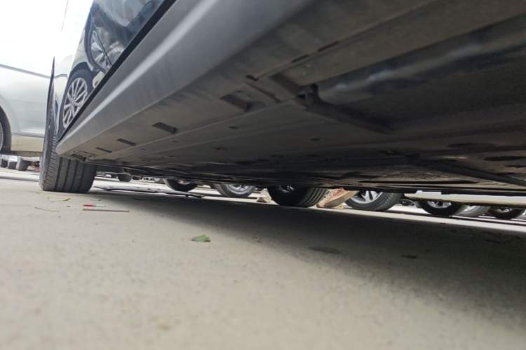 Used BYD Seal 06 New Energy 2024 DM-i 120KM Prestige Model Left Side Sill