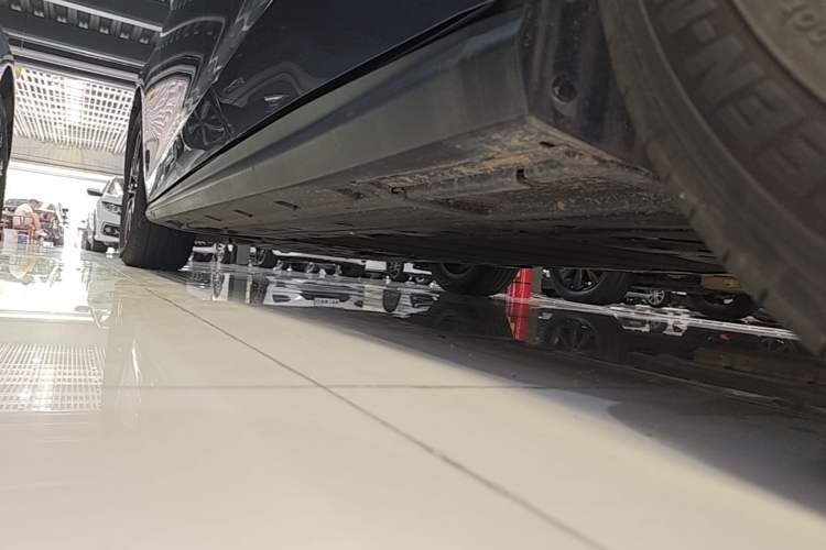 Used BYD Seal 06 New Energy 2024 DM-i 120KM Luxury Model Left Side Sill